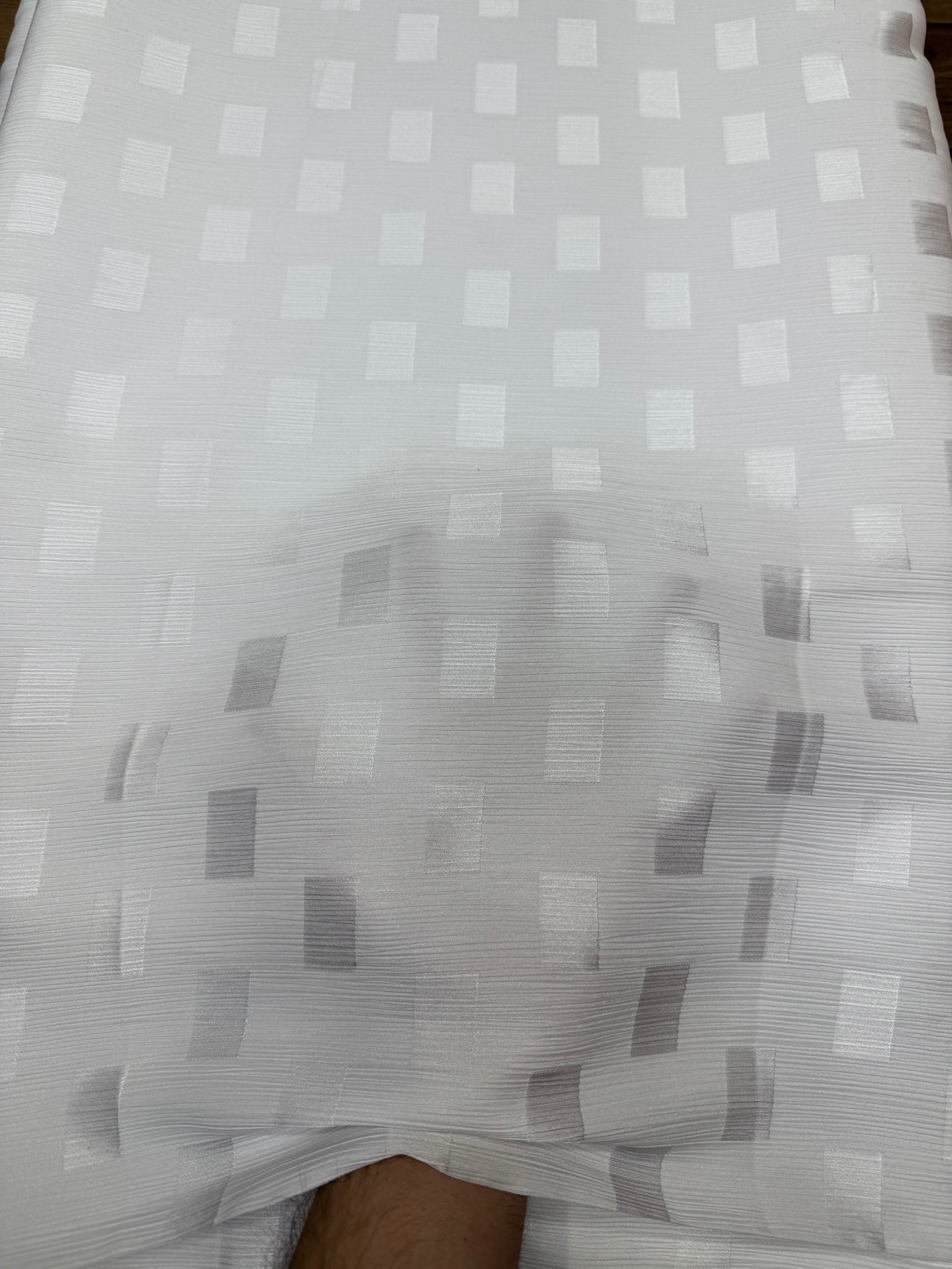 Jacquard Crinkle 01