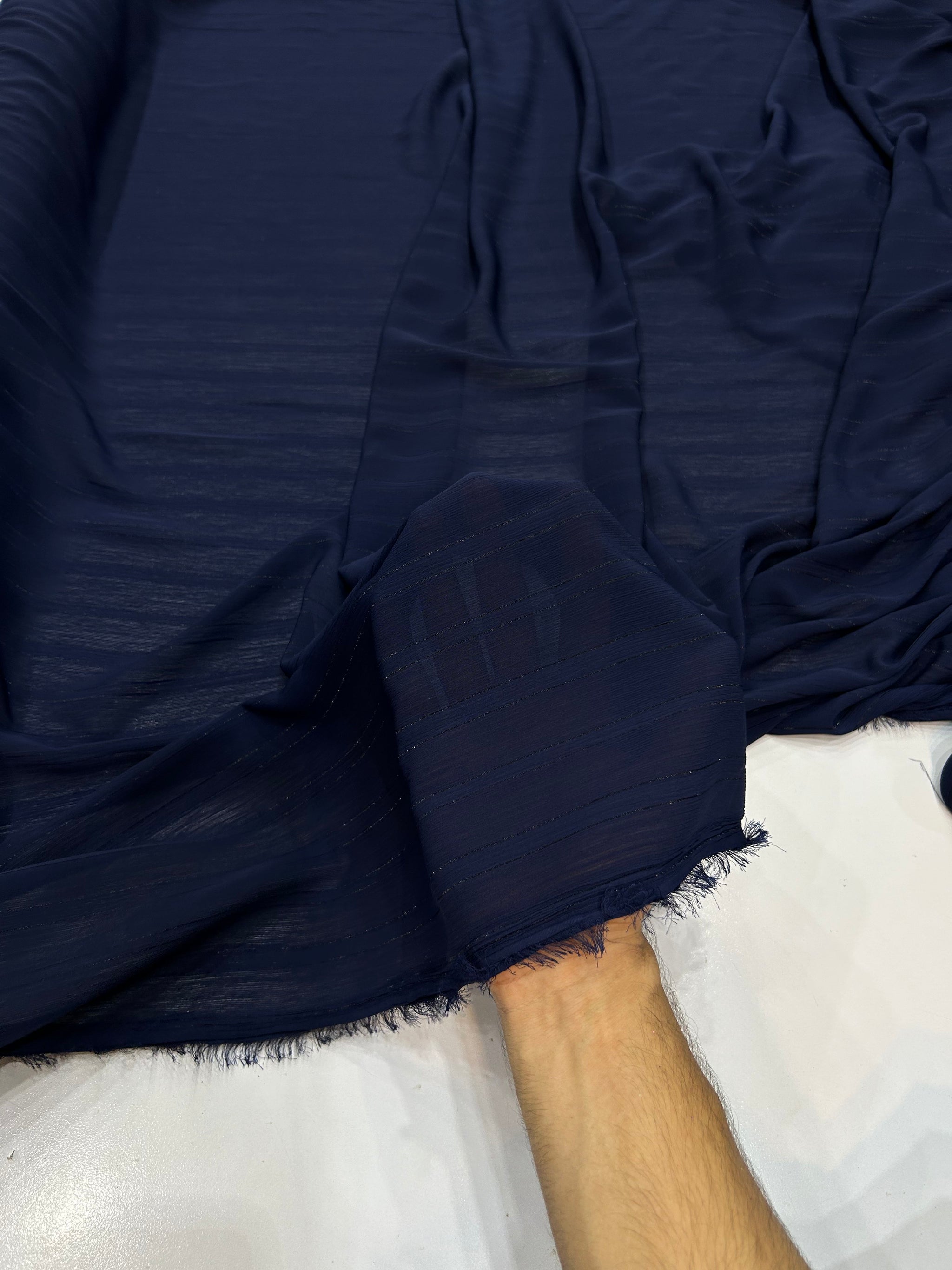 Plain Laduna Zari Georgette 04