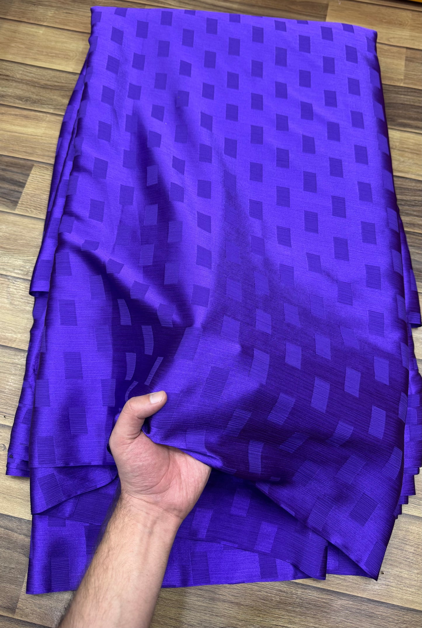 Jacquard Crinkle 04