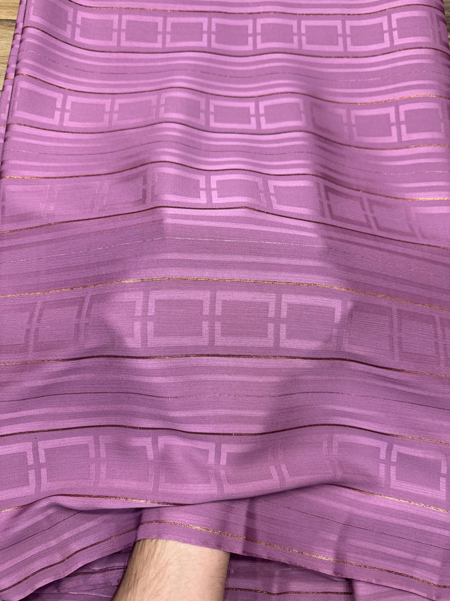 Mahrang Jacquard 04