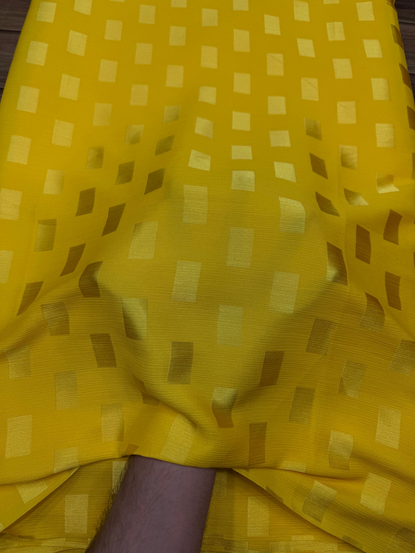 Jacquard Crinkle 05
