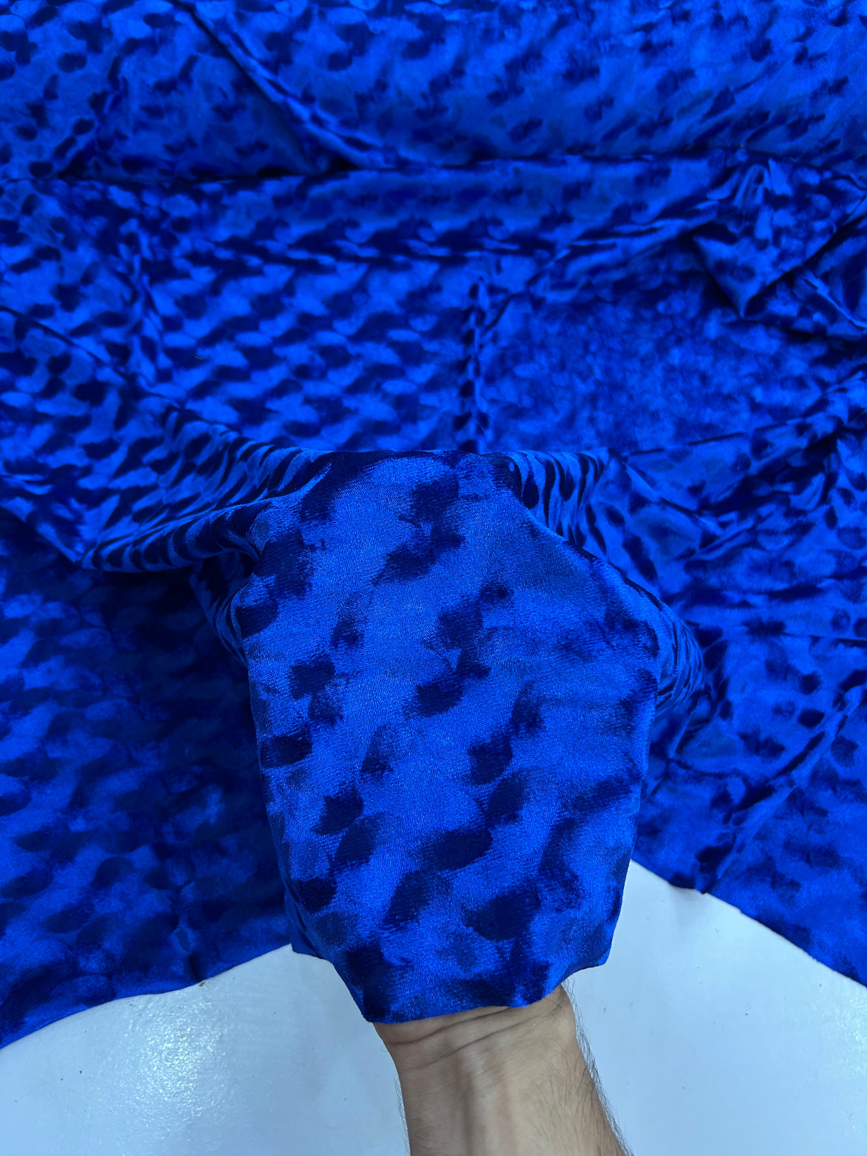 Self Valvet 11 – HABIB CLOTH CENTRE