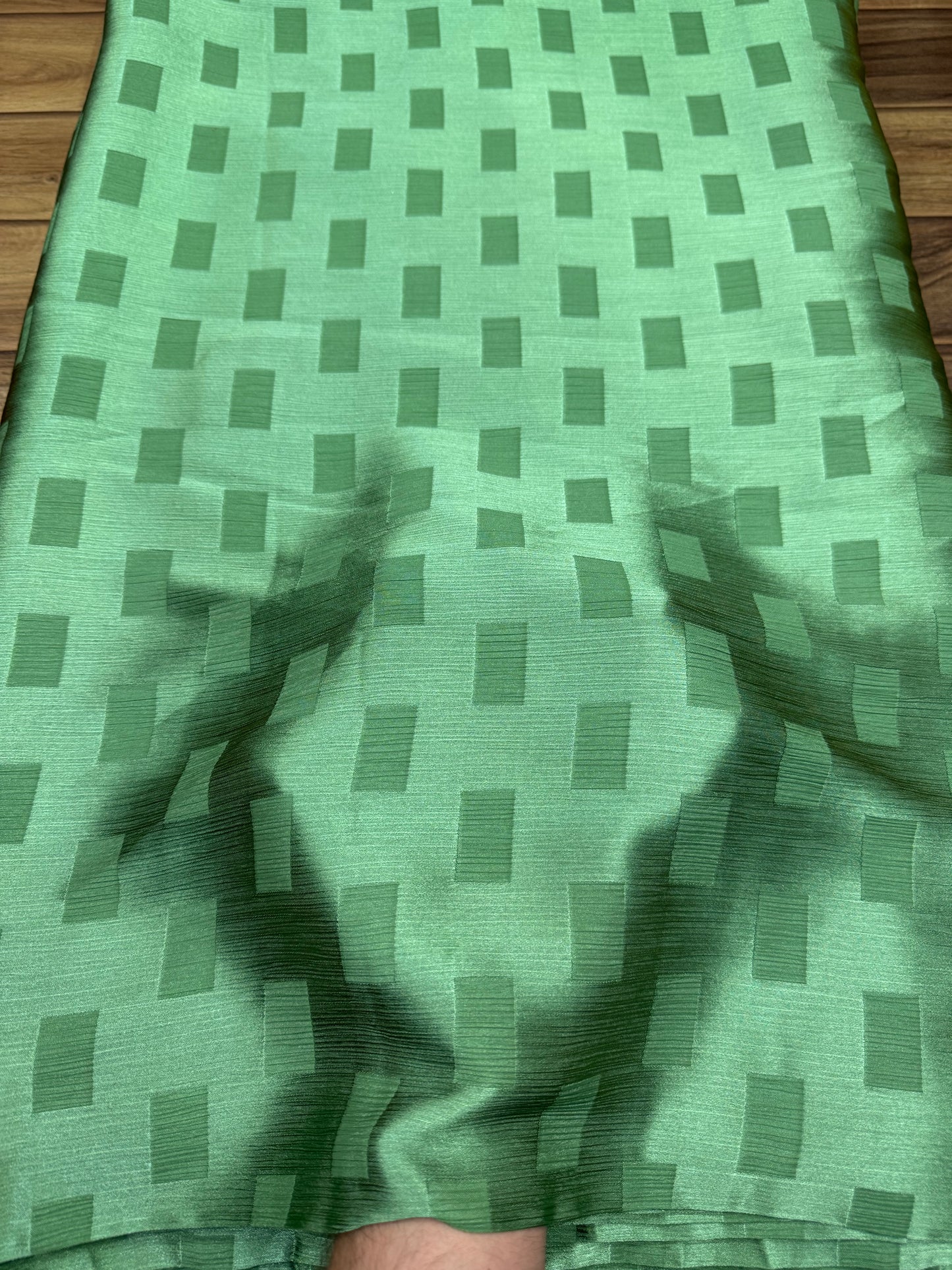 Jacquard Crinkle 14