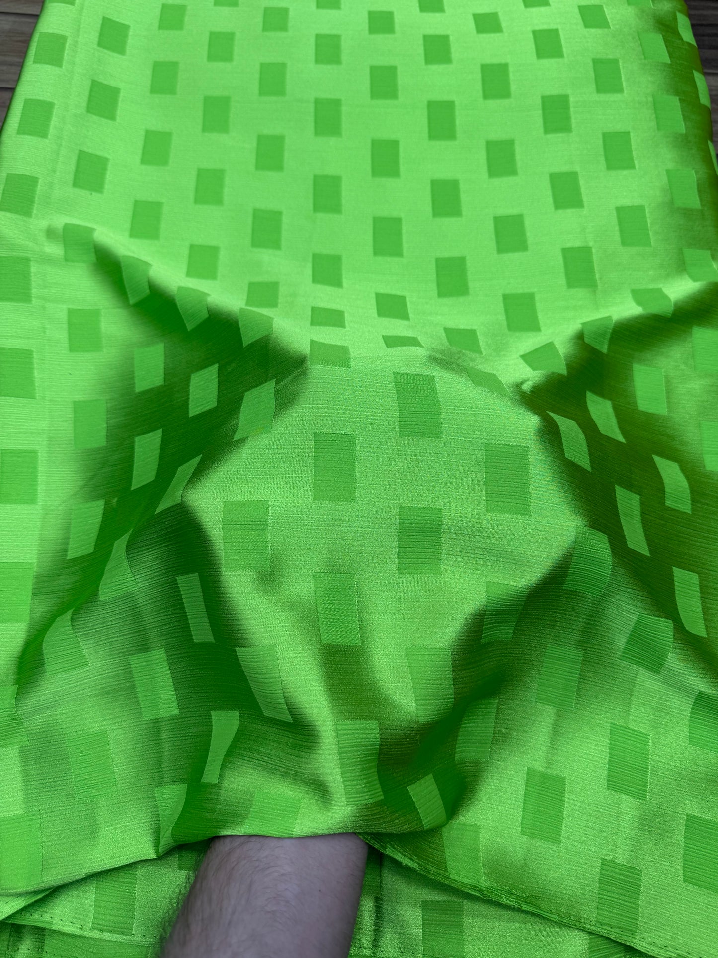 Jacquard Crinkle 16