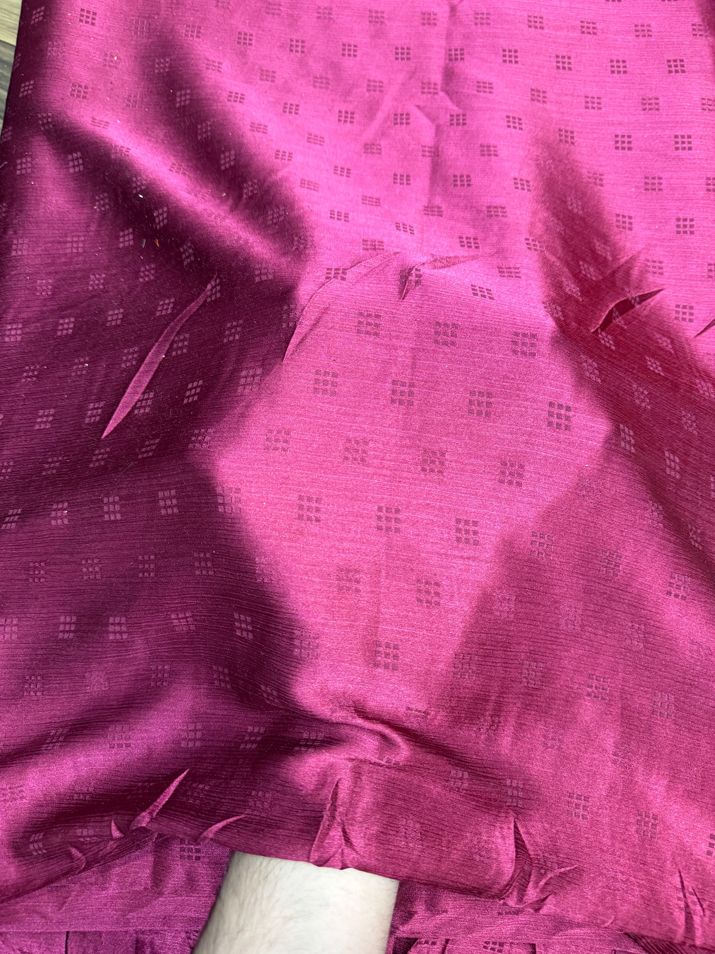 Jacquard Silk 28