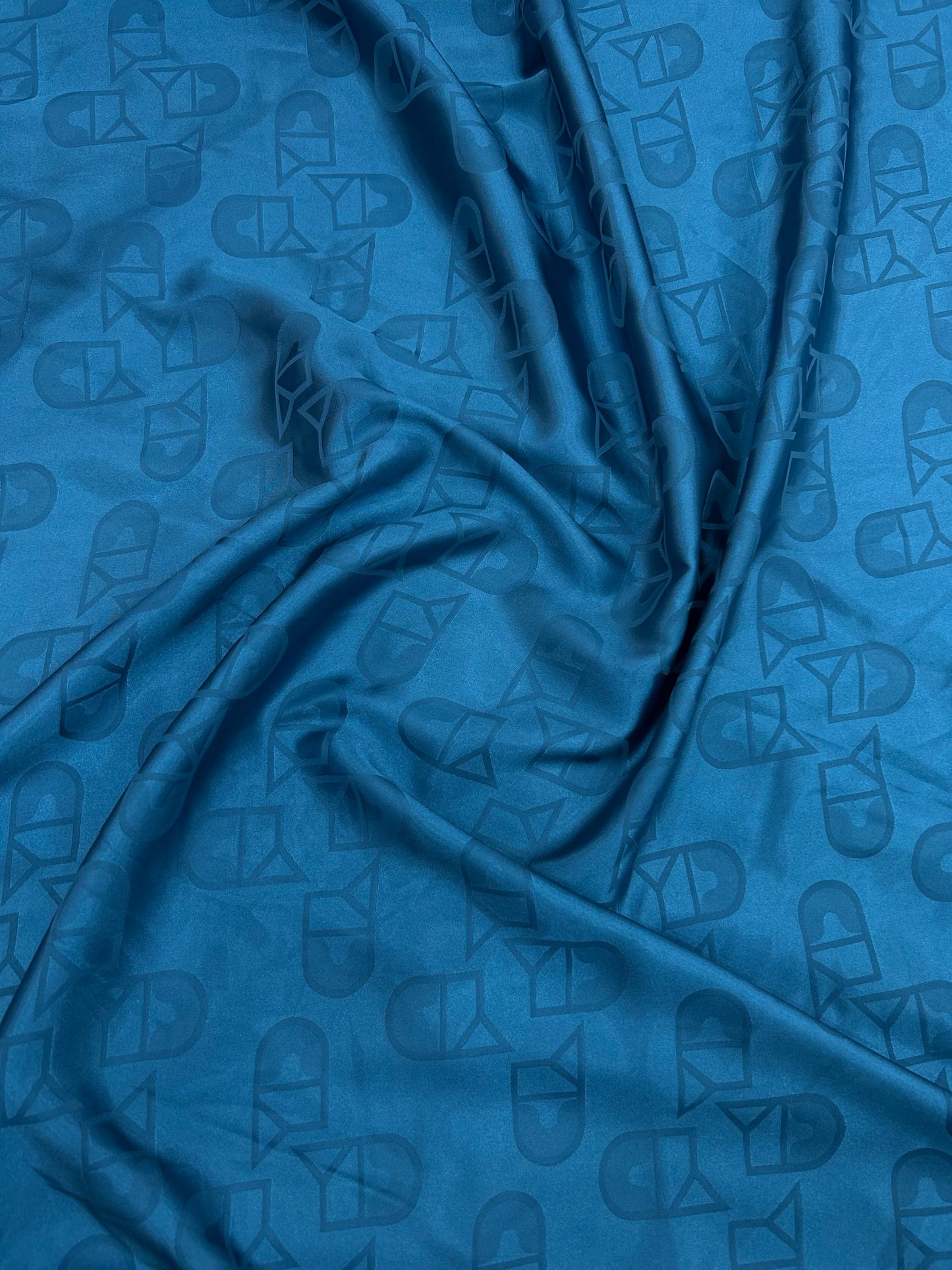 Jacquard Silk 07