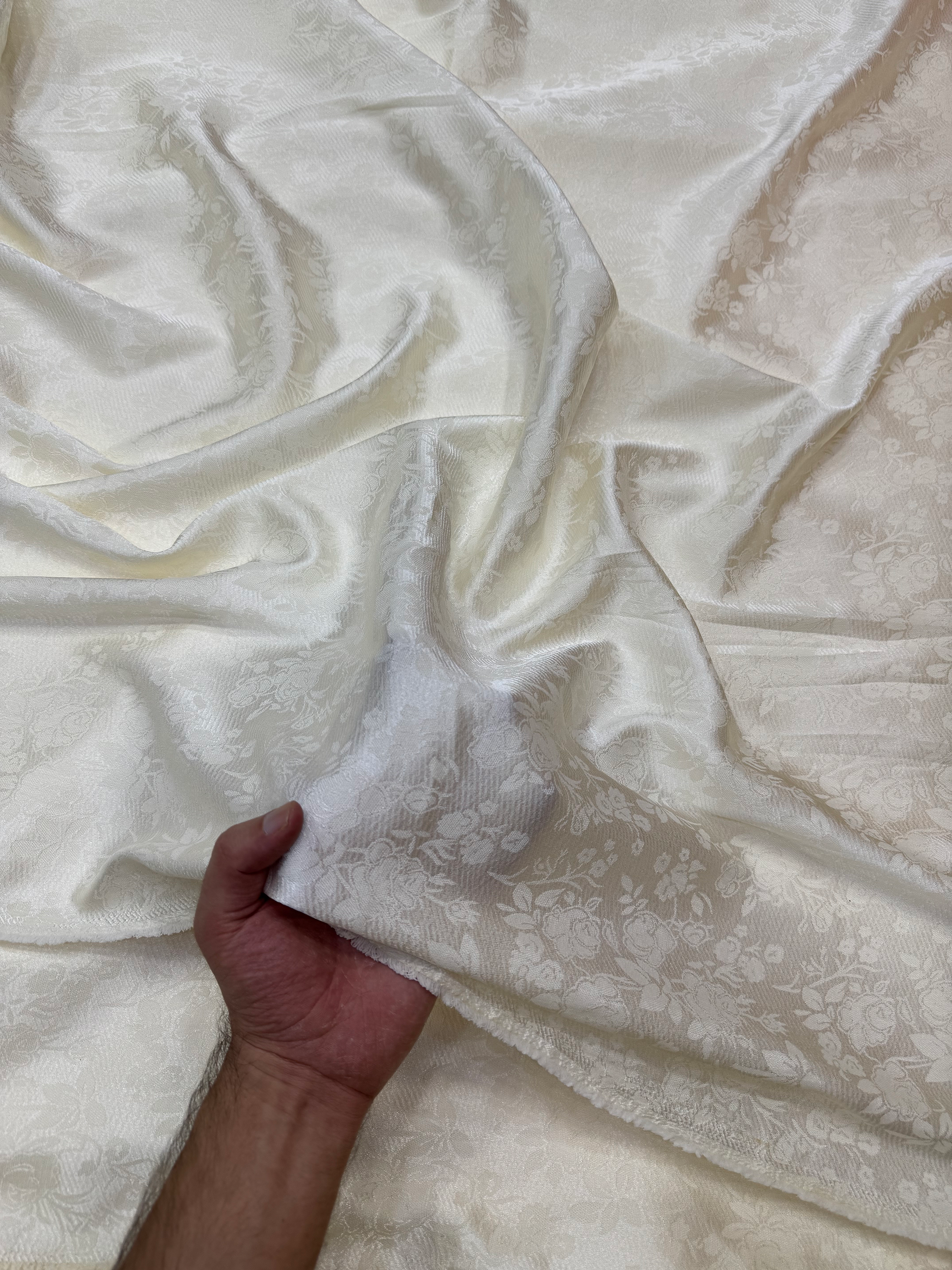 Jacquard Silk 48