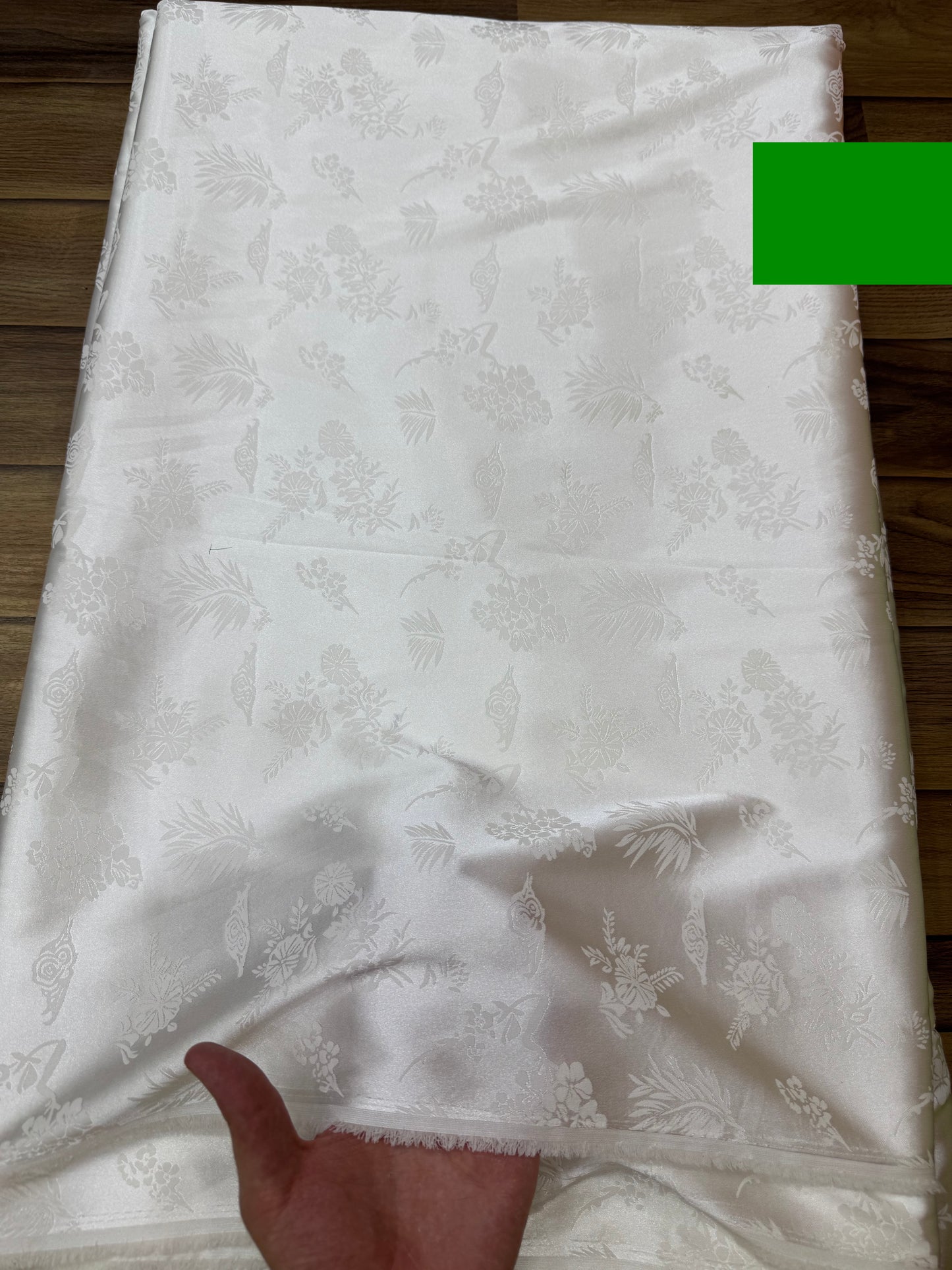 Jacquard Silk 52