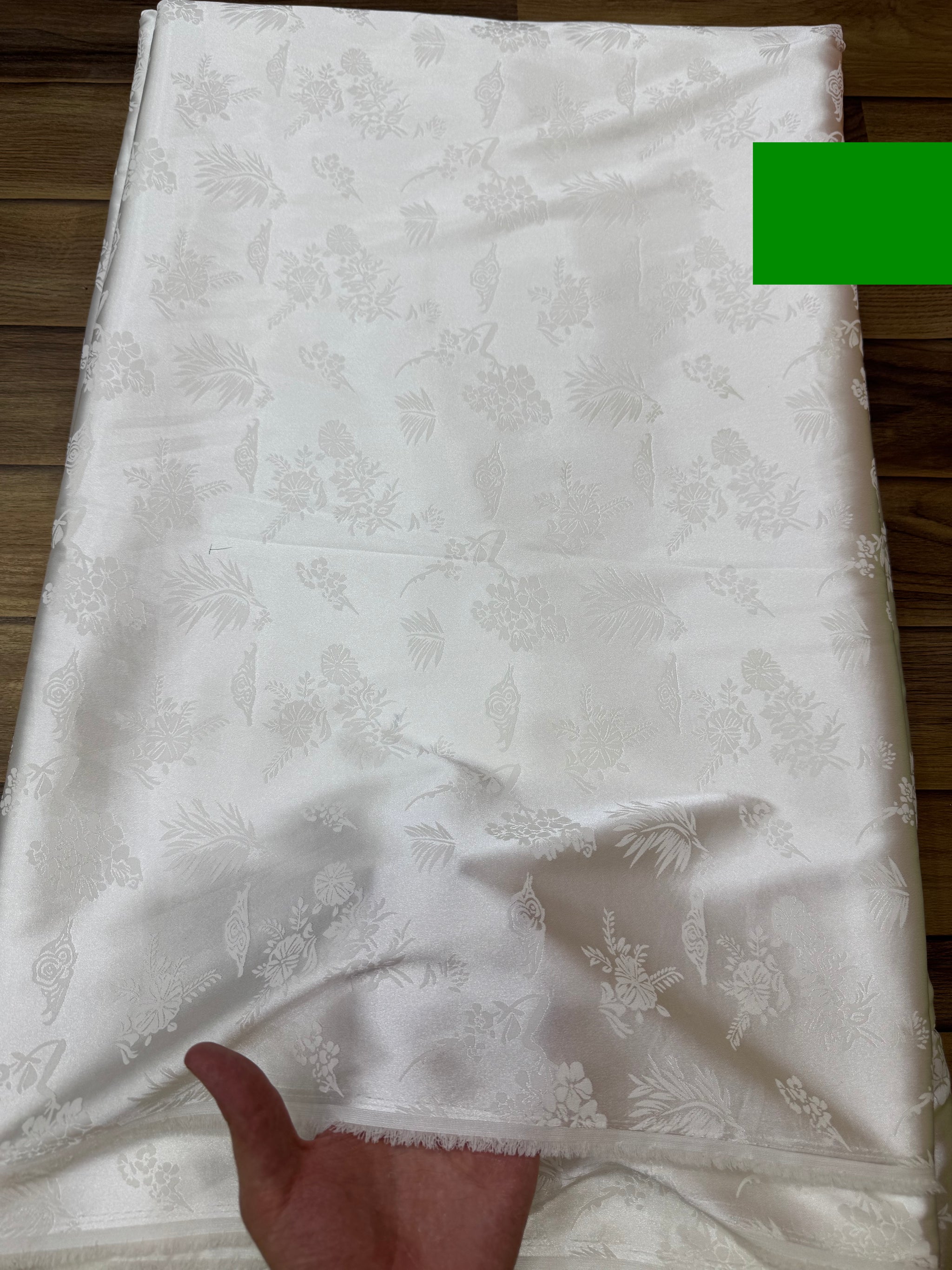 Jacquard Silk 52